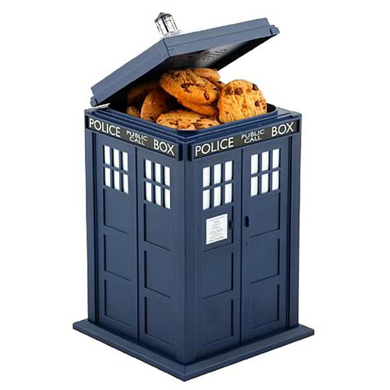 Doctor Who   Tardis Cookie Jar   Light And Sound