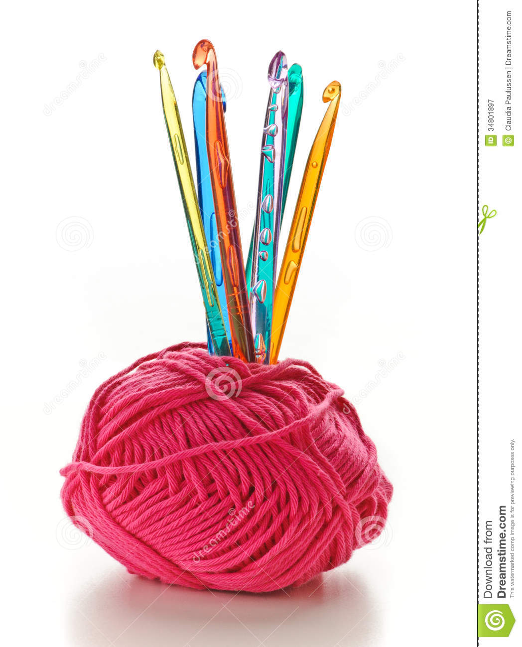 Crochet Hooks With A Ball Of Wool Royalty Free Stock Photography