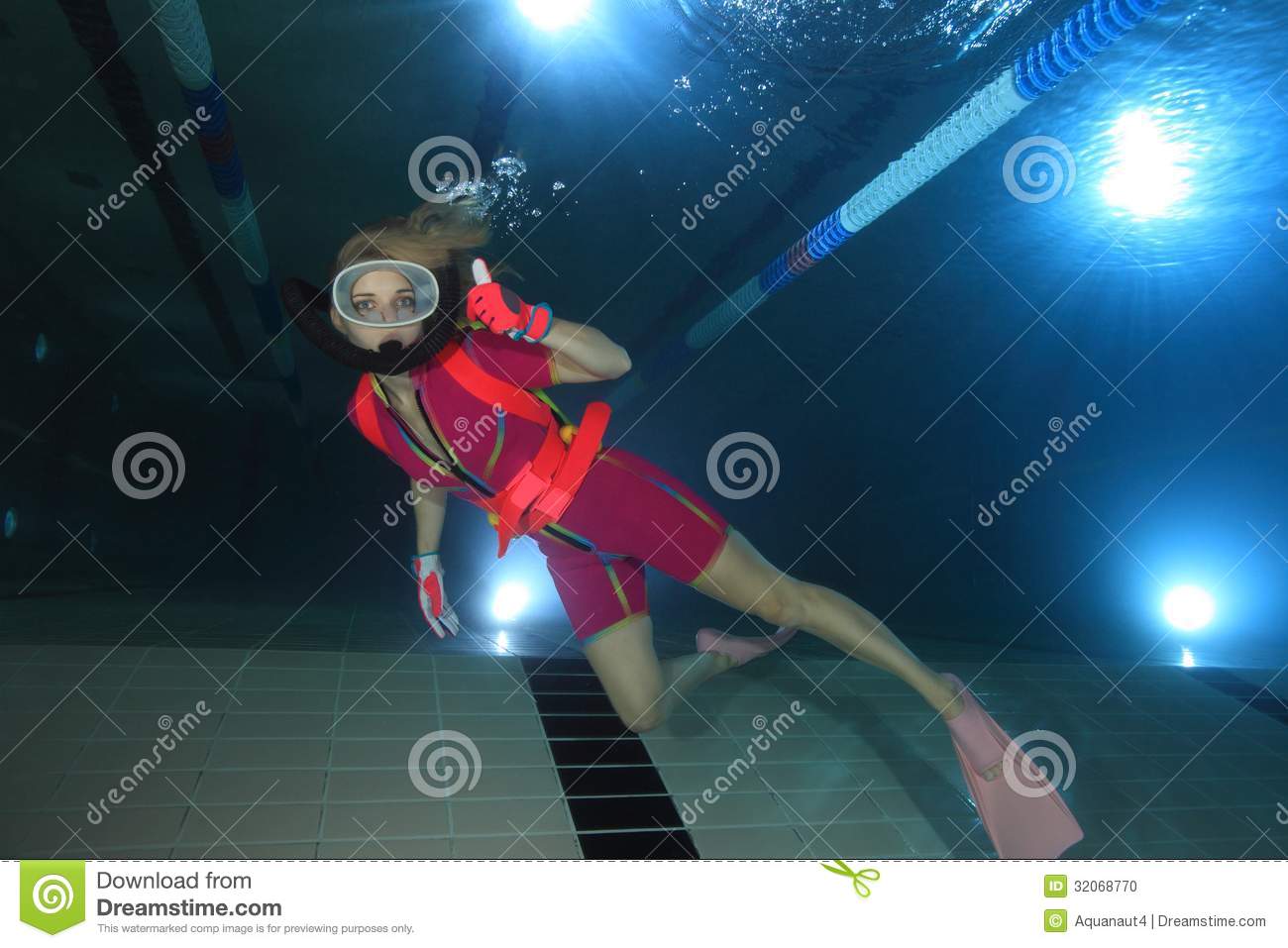 Female Scuba Diver Stock Photo   Image  32068770