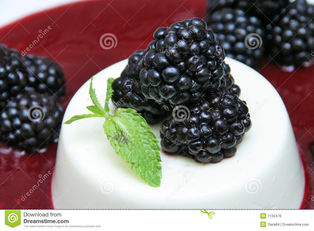 Blackberry Pie Royalty Free Stock Image   Image  7132476