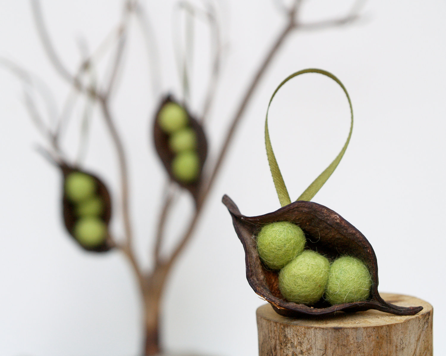 Natural Christmas Ornaments Pea Decorations Rustic By Fairyfolk