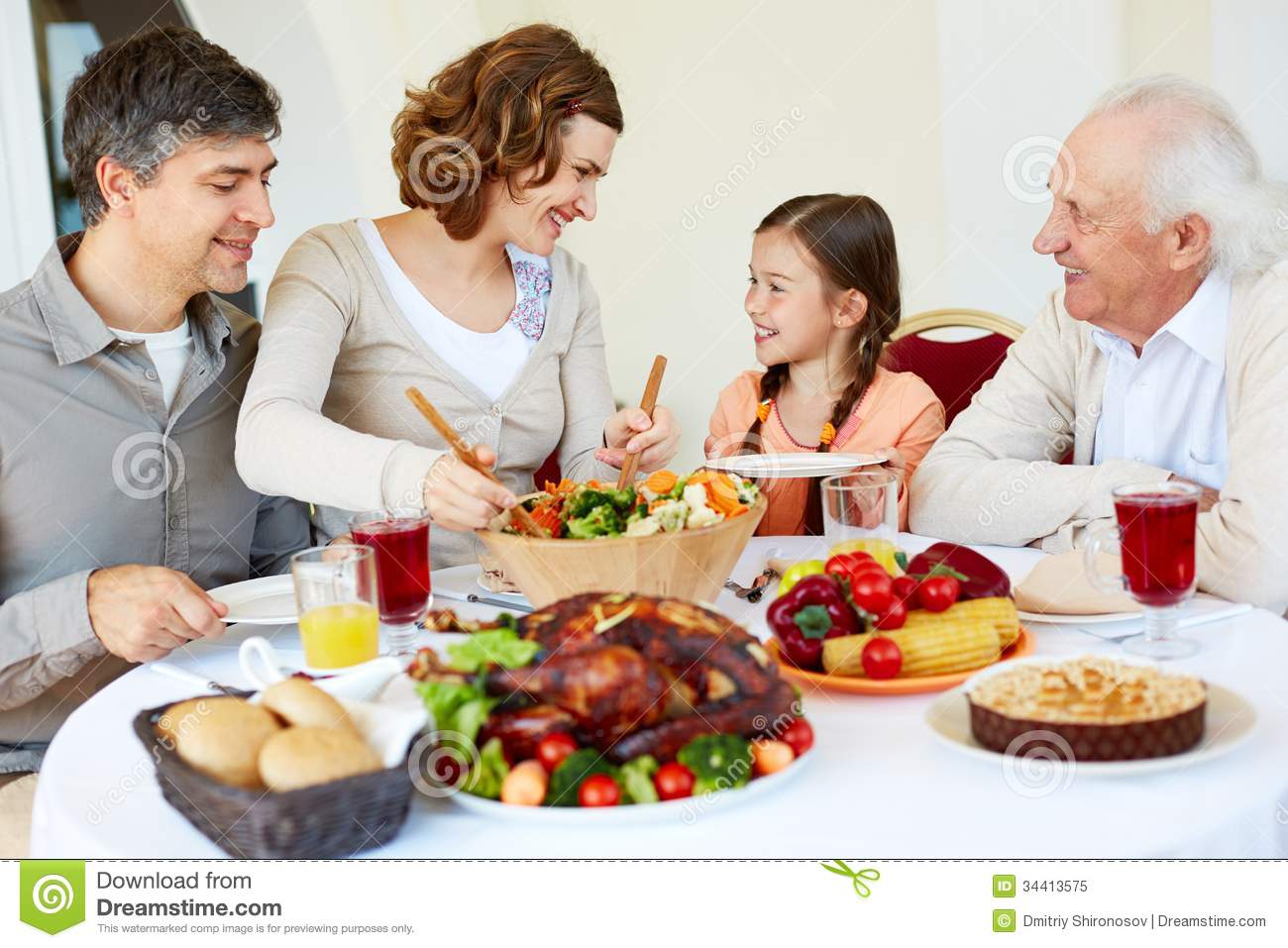 Thanksgiving Family Dinner Clipart Family Celebration