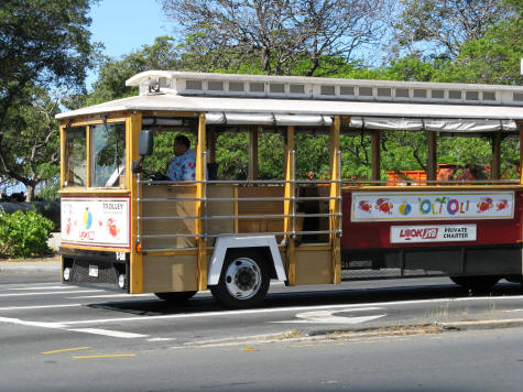 Trolley Bus Service In Honolulu And Waikiki Oahu Hawaii