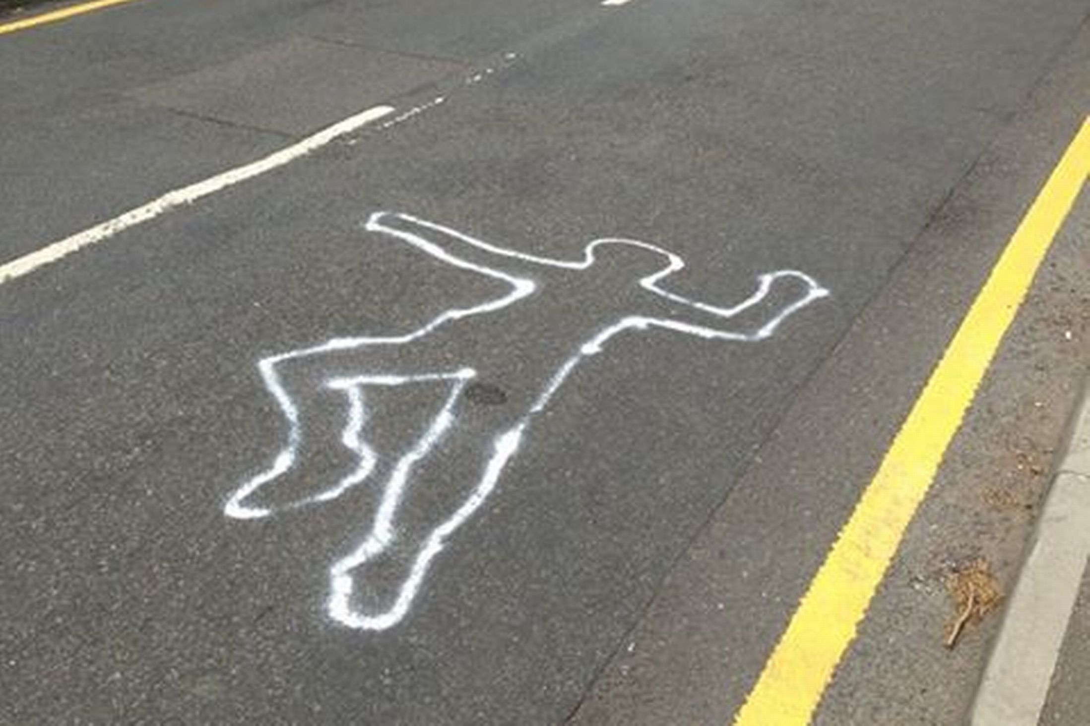 Displaying 20  Images For   Chalk Outline Of A Body