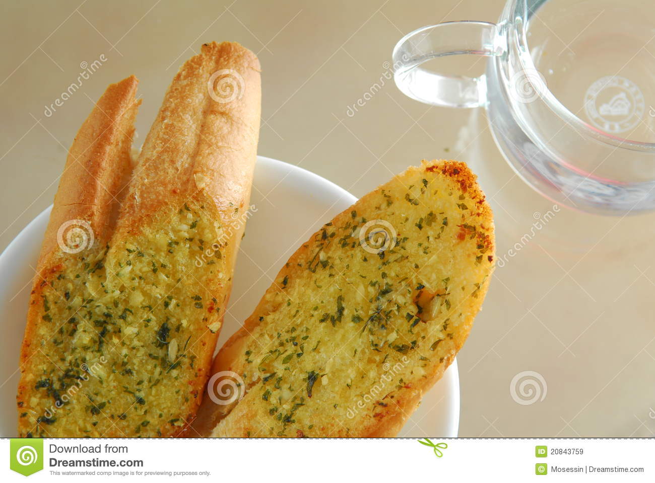 Garlic Bread Royalty Free Stock Images   Image  20843759