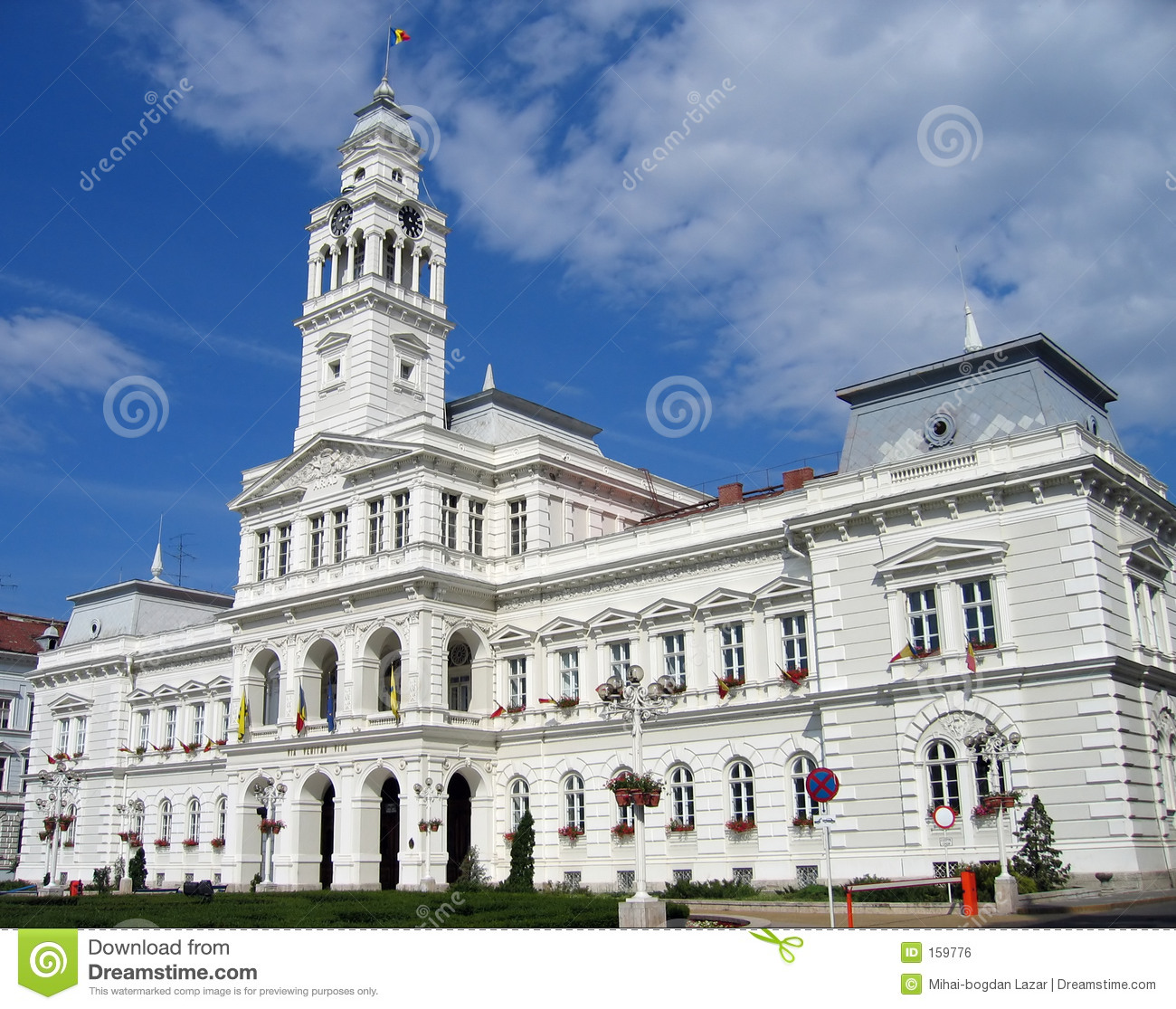 Town Council Clipart Town Hall   Arad   Romania