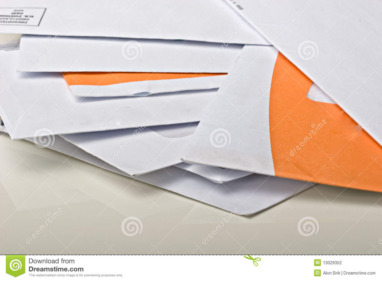 Pile Of Mail Paper Envelopes On The Table Stock Photography   Image    