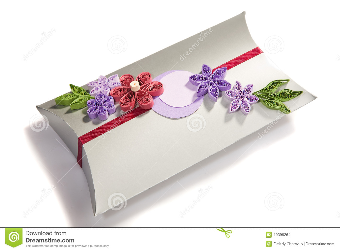 Gift Bag With Tissue Stock Images   Image  19396264