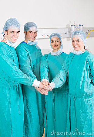 Medical Teamwork 8198883 Jpg