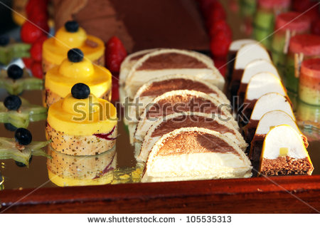 Dessert Buffet Clipart Dessert Tray With A Choice Of