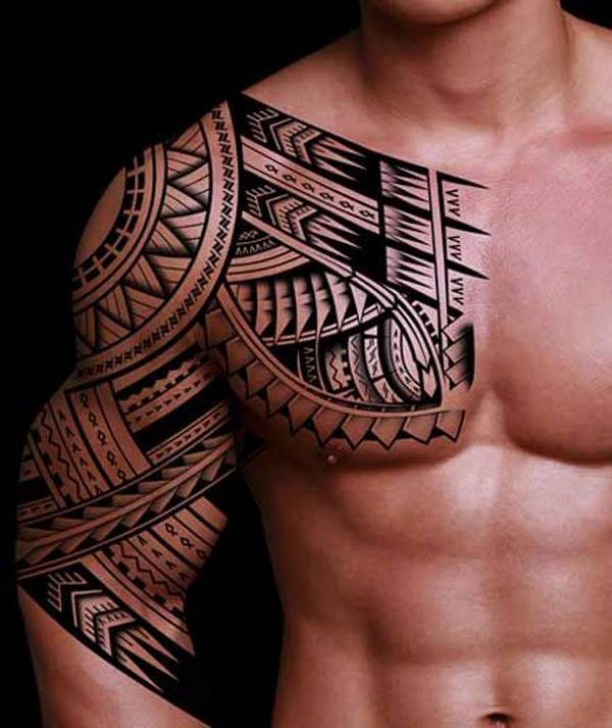 Maori Motiv T Towiert Arm Und Brust   Tattoovorlage