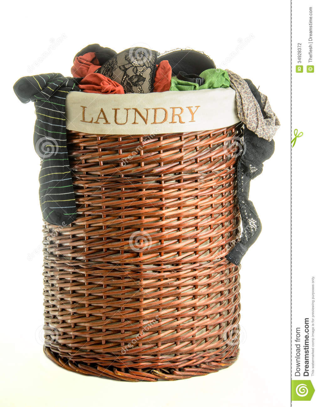 Laundry Hamper Clipart Laundry Basket With Clothes