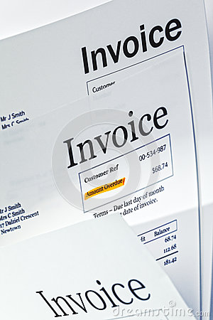 Invoice   Three Invoices One With Amount Overdue Highlighted 