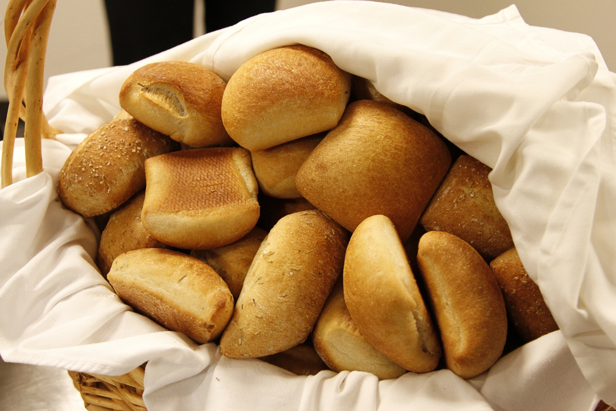 Com Food Breads And Carbs Bread Bread 2 Dinner Rolls Large Jpg Html