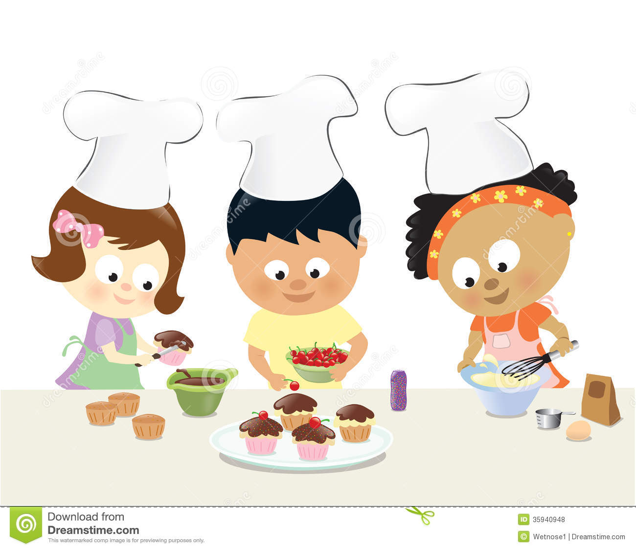 Kids Baking Cupcakes Royalty Free Stock Photos   Image  35940948