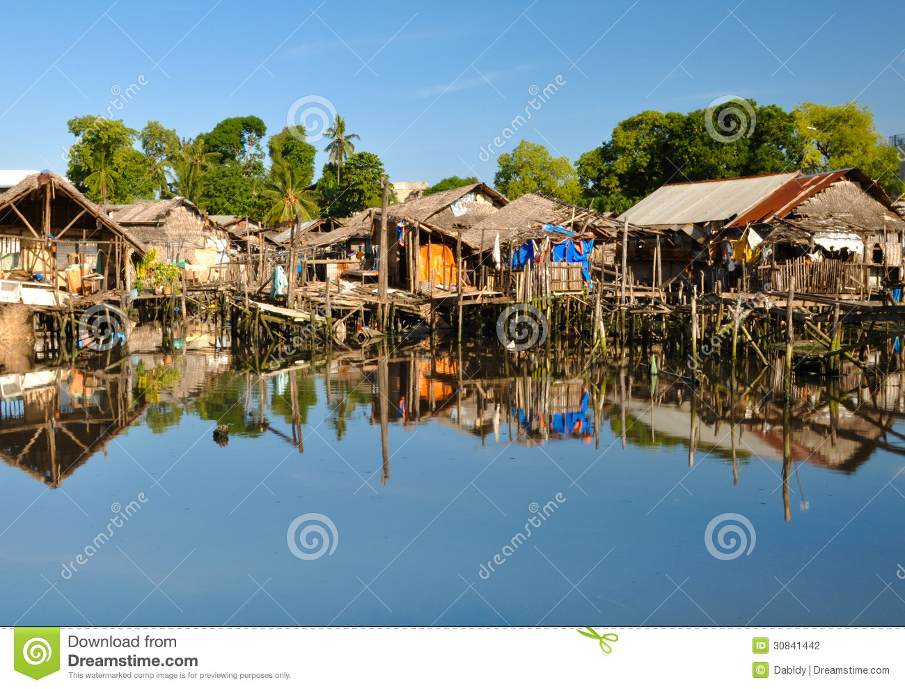 Poor House Clipart Slum Houses On Water