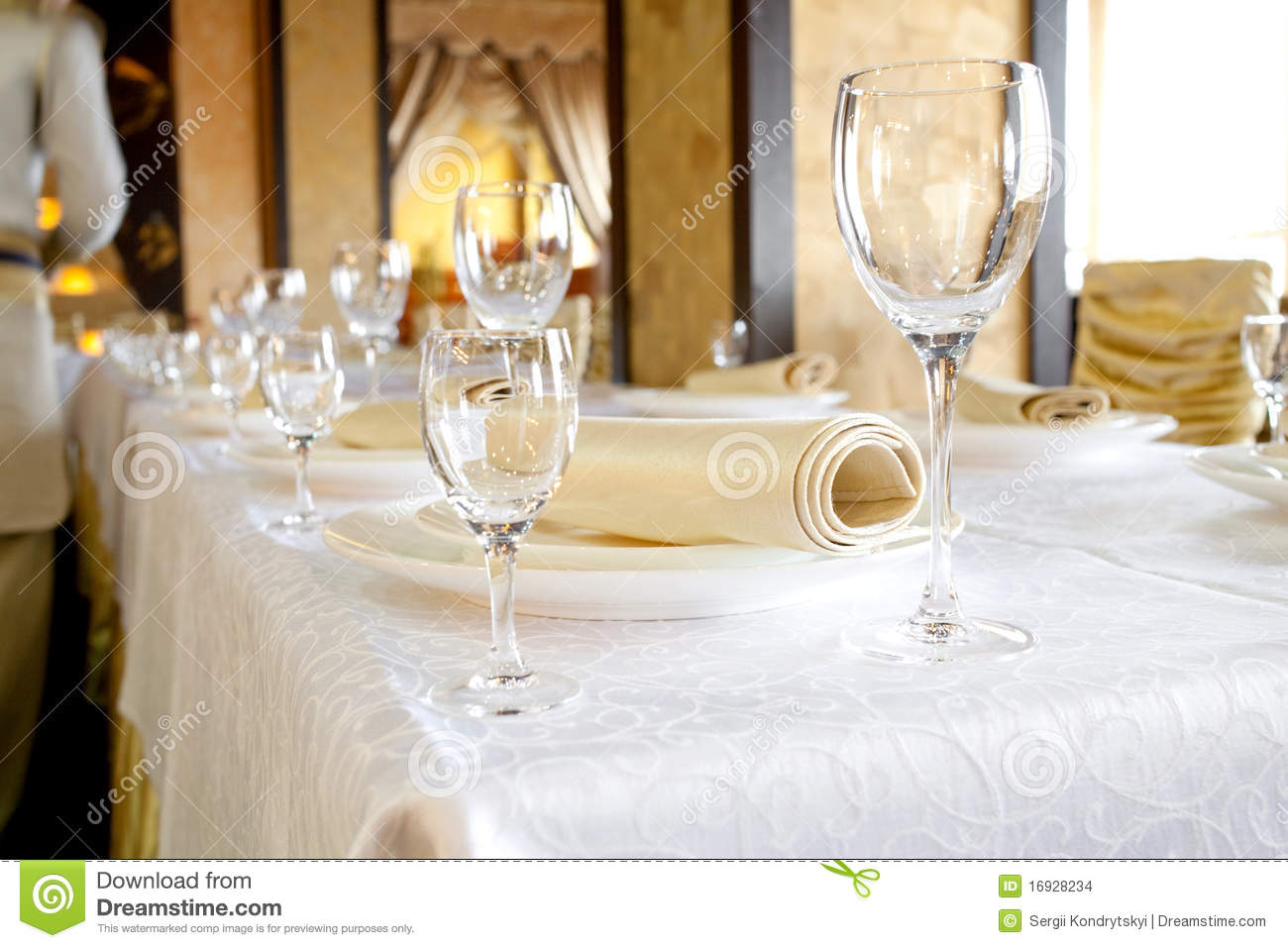 Banquet Table Stock Images   Image  16928234