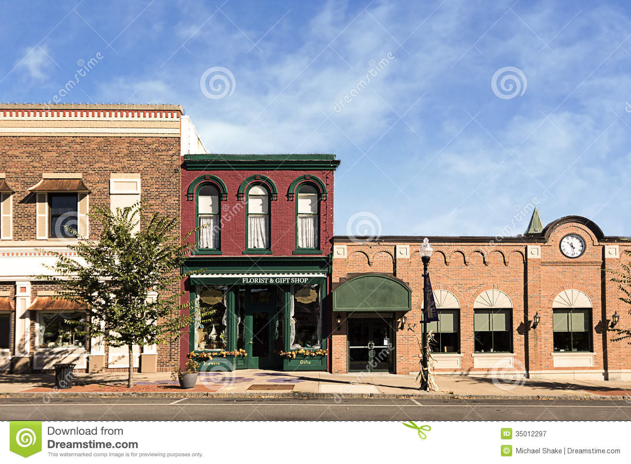 Displaying 19  Images For   Small Town Business Clipart