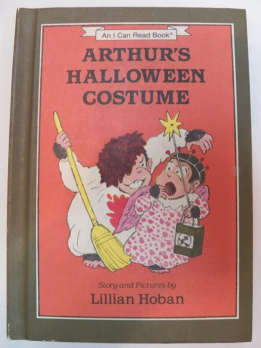 Vintage 1984 Weekly Reader Hardback Book   Arthur S Halloween Costume